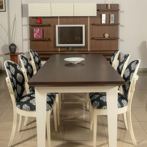 Combo Mesa Nazarena y Sillas Trevi - Elegancia y Estilo en un Conjunto Completo